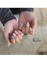 カイリー(Kylie)/大人カジュアル