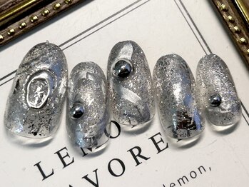 ミュゲットネイル(Muguet nail)/ニュアンスネイル