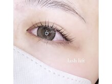 アムロード アイラッシュ(Amouroad eyelash)/ラッシュリフト