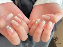 ネイル エミュスト(Nail Emuest)/ベイビーブーマー×キラキラ