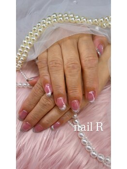 ネイルアール(nail R)/マグネットフレンチネイルです♪