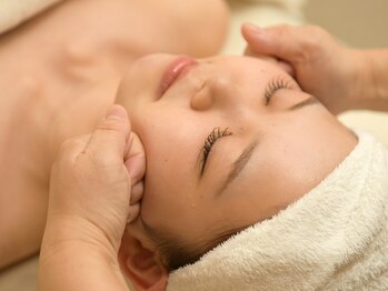 ランタン(Lantern)/コルギ施術風景