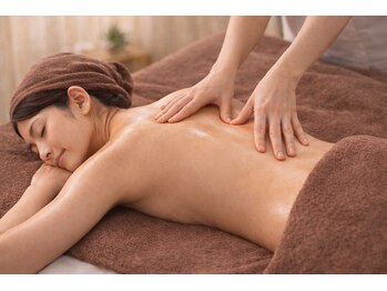 ココリラ(cocorira)/全身アロママッサージ100分