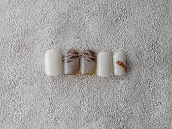 マックスビューティーネイル(MAX BEAUTY nail)/