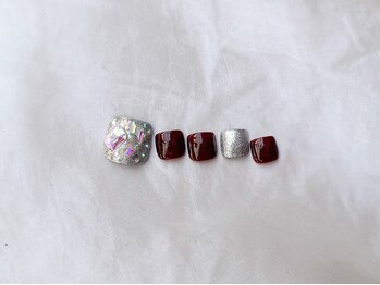 ストーン埋め尽くしネイル