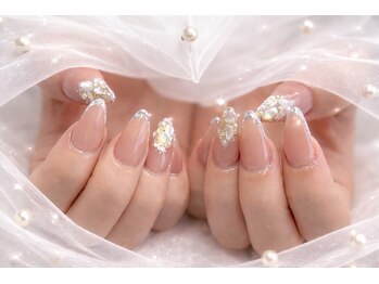 ブライダル×上品キラキラネイル