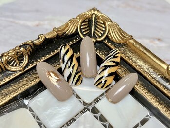 フローラ(flora)/選べる定額デザイン