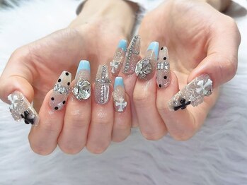 グロー ネイル(Glow Nail)/