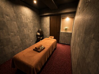 サラス 神田小川町店(Solace)の写真/個室空間で心解き放つ、ゆったりとした時間◎あなただけの癒やしを。