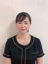 セレブリティ(Celebrity) 金 英奈