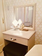 ティアラ(TIARA)/お化粧直し　ドライヤーもあり