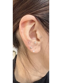 ラブリエ(La Briller)/耳ツボジュエリー（両耳10粒）