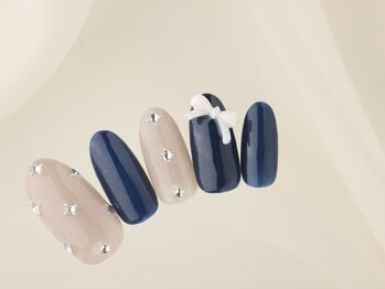 エムスラッシュ センター南(M.SLASH)/ネイビーリボンアート