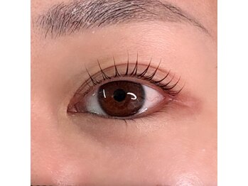 ポミエ(pommier)/~パリジェンヌラッシュリフト~