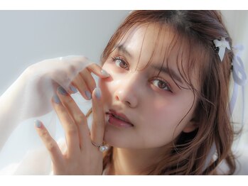 エイト アイラッシュ 沖縄北谷店(eight eyelash)の写真/《北谷アラハビーチすぐ》華やかさ重視の方必見！写真映えする束感まつ毛をGET！