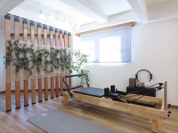 近赤外線×ピラティスサロン　Salon Laguna　【リンパ・血流改善】