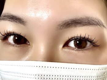 ウル(Ulu.)の写真/【その悩み、プロの手に委ねて】一人ひとりの毛周期やダメージを徹底分析。1ヶ月後も健やかで美しい目元へ