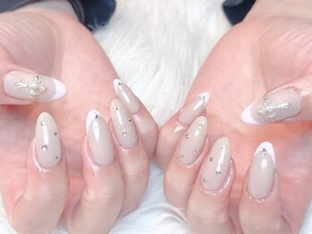 春ピンクのフレンチ