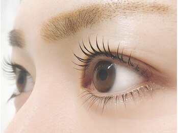 サロン ド ルリ アイラッシュ(salon de Ruri eyelash)の写真/SNS映え◎自まつげ派に♪【まつげパーマ上¥3500/上下¥5500】高濃度トリートメント付でダメージケア効果も♪