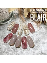 ブレアウィズネイル(Blair with Nail)/