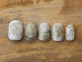 ルフトエーデ(LUFT Ode)/【Art 10】White質感ネイル