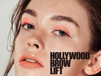 ララ 渋谷(LaLa)/ハリウッドブロウリフト