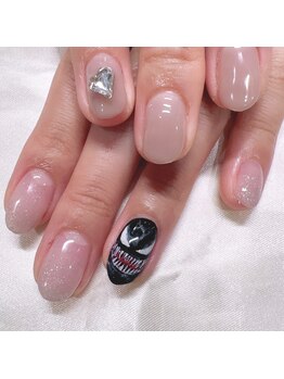 ルーン(RUNE)/1本だけ圧強めネイル