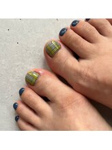 モニーク(Monique)/チェックネイル