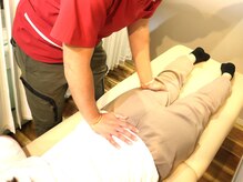 ぼん鍼灸マッサージ院/腰痛/骨盤矯正/姿勢改善