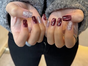 ネイルサロン エーナイン ザ ビッグ豊平店の写真/【オフ無料/新規】150色から選べるトレンドのマグネットネイル♪