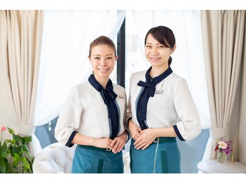 サロンマニア(SALON MANIA)/明るく元気なスタッフがお出迎え