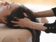 リリィ(RIRY)の雰囲気(アロマの香りに包まれデコルテから入念にマッサージでスッキリ!)