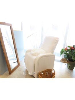 ナチュラル上品な目元にしたい