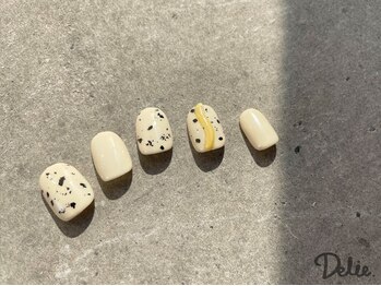 デリエ(Delie)/HAND DESIGN 