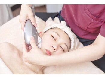 天然 漢方癒し空間 銀座店/引き締めフェイシャルで小顔に♪