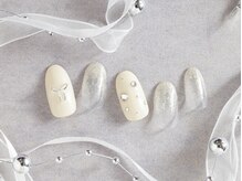 パープルの爪屋/マット×ラメで映えるネイル