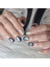 リッシュ トロワ(RICHE trois)/上品ニュアンスネイル