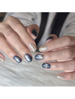 リッシュ トロワ(RICHE trois)/上品ニュアンスネイル