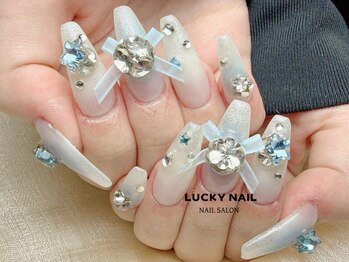 ラッキーネイル(LUCKY NAIL)の写真/豊富なサンプルから理想のデザインを見つける☆初心者も安心の丁寧施術、完全個室でリラックス！！