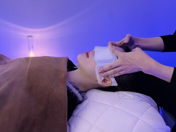 ヴァース 熊本上通(Birth)の写真/頭部と顔にある眼精疲労が楽になるつぼ押し＋ドライヘッドスパ♪ 首肩もしっかりケア！肩こりにも効果◎
