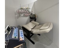 サロンつぼみの雰囲気（3部屋あるお手入れ室は壁で仕切られており、落ち着く空間です。）