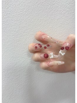 バースデーバースデー 徳島店(BirthDay BirthDay)の写真/【スカルプでお手元を華やかに演出♪】アクリルもお任せ下さい★モチも仕上がりも抜群で大満足間違いなし◎