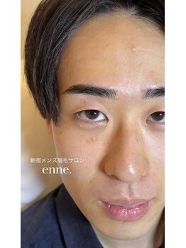 エン 新宿(enne.)/キリッと信頼感のあるメンズ眉毛