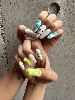 アイピー(I.P)/アート+ぷっくりネイル¥6500