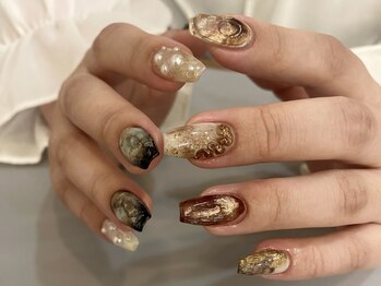 アイネイルズ 天神今泉店(I-nails)の写真/丁寧なカウンセリングで初めての方も安心☆トレンドパーツ豊富！ニュアンスデザインもお任せ♪[天神今泉]