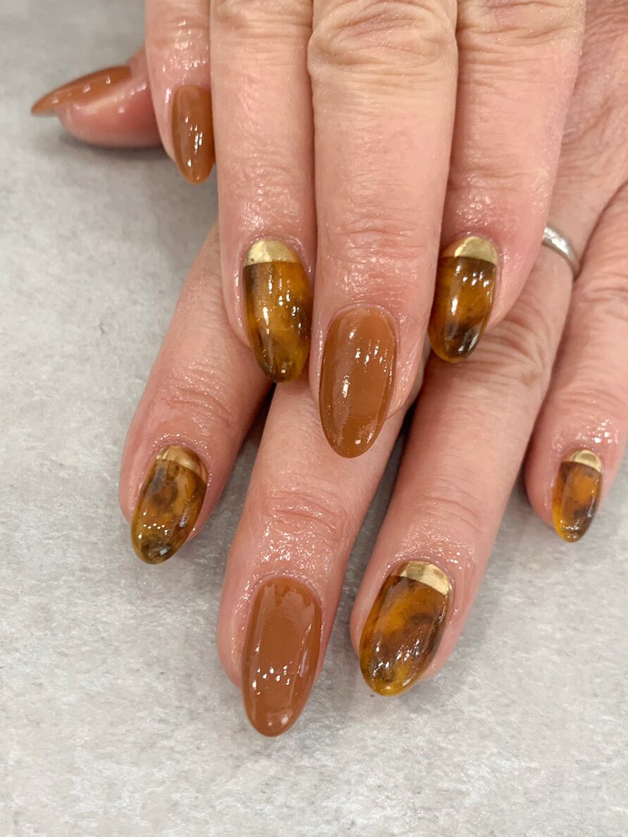 2025年-2026年冬トレンド】キャメルのネイルデザイン集｜人気順｜5