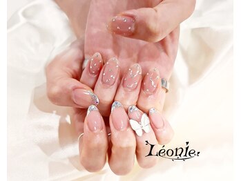 レオニー(Leonie)/☆蝶ネイル☆