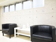 アイサロン リモア(Rimore)/◎待合スペース