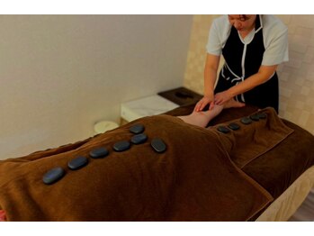 モゼ(moze)/ホットストーントリートメント