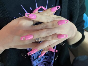 ネイル スタジオ ブルーミー(Bloomy)/ハートくり抜きネイル